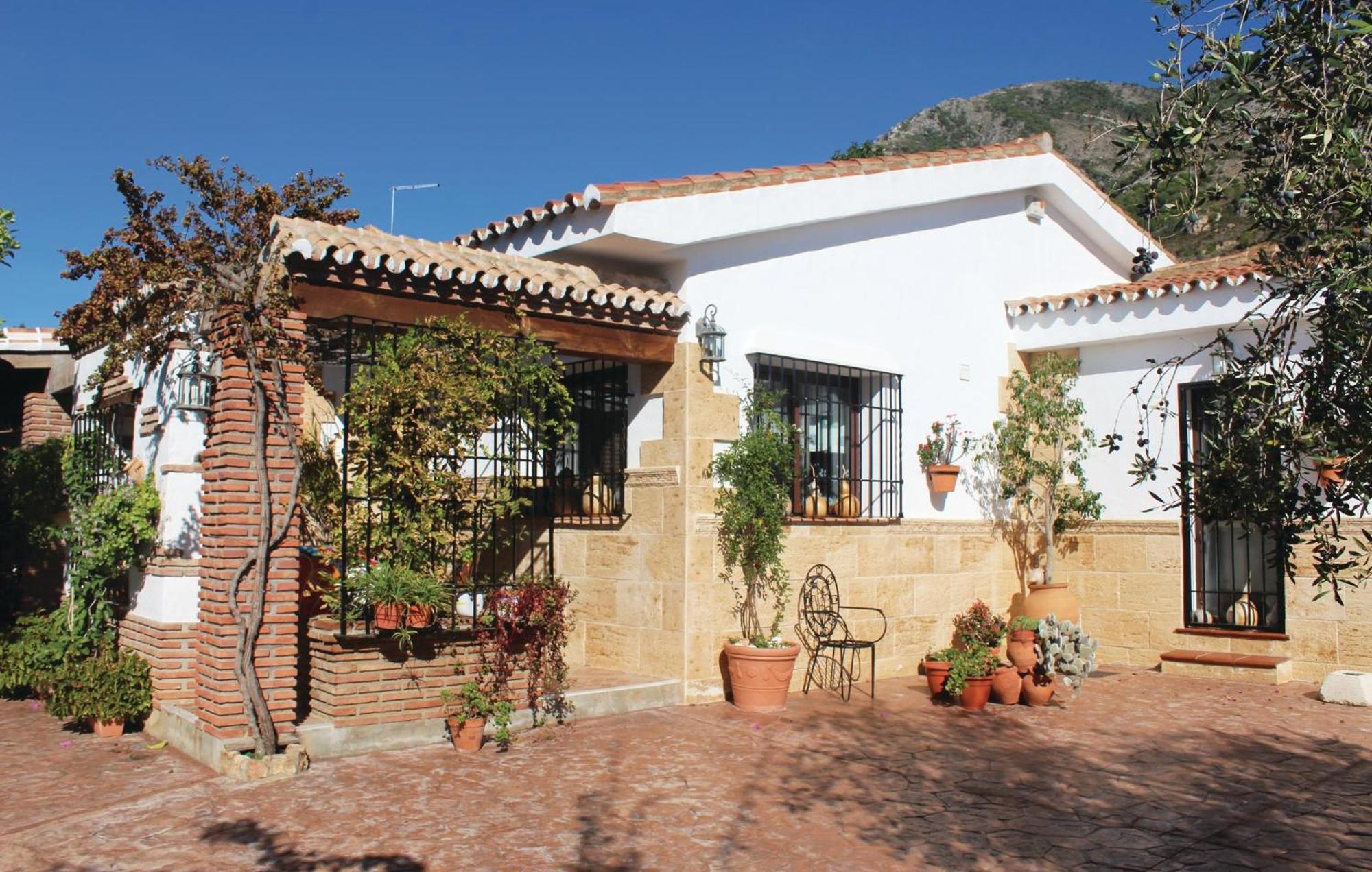 Awesome Home In Mijas With House A Mountain View Eksteriør billede